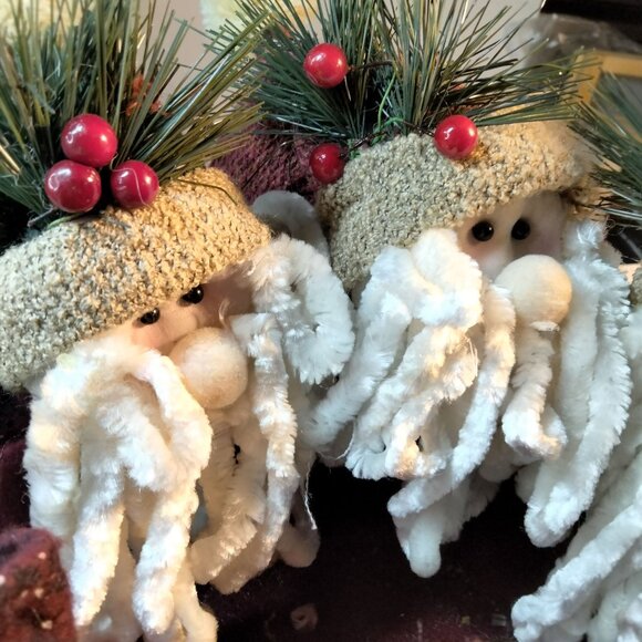 Santa Basket Plush Santas HO HO Greenery - Picture 7 of 12